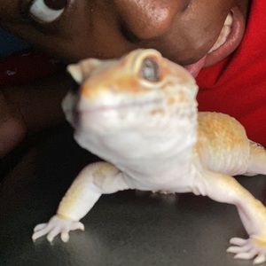 Meet your Posher, Khyonna